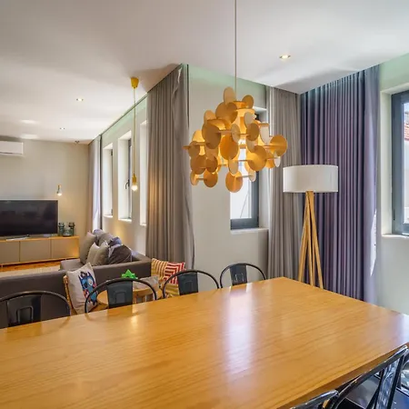 Feel Vintage Townhouse *