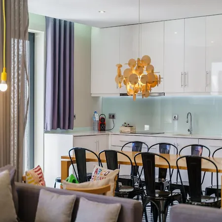 Feel Vintage Townhouse Apartman Porto